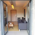 Eva Villa *